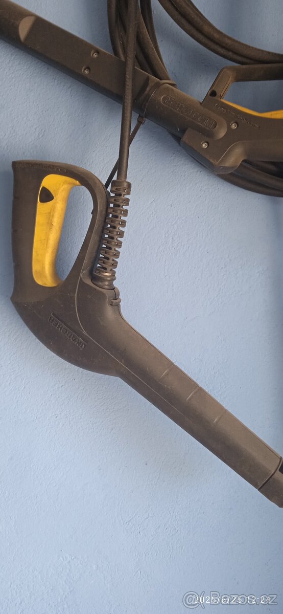 PRODÁM KARCHER ROTAČNÍ KARTÁČ - 3