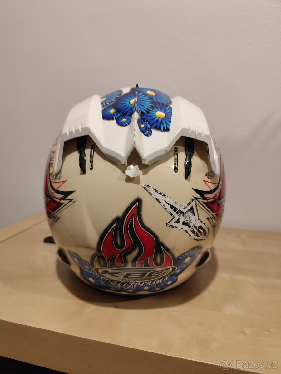 Moto helma KBC - 3