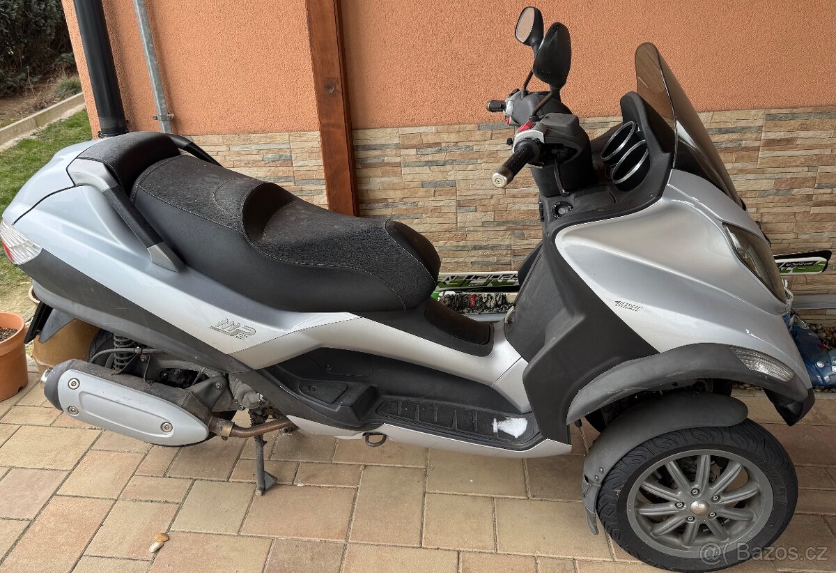 Piaggio mp3 125 - 3
