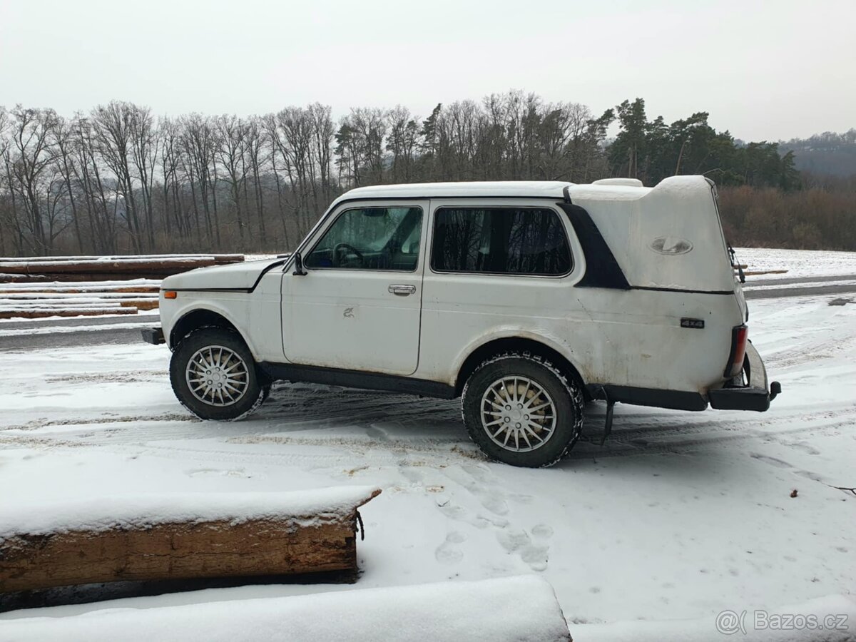 Lada Niva 1.7i - 3