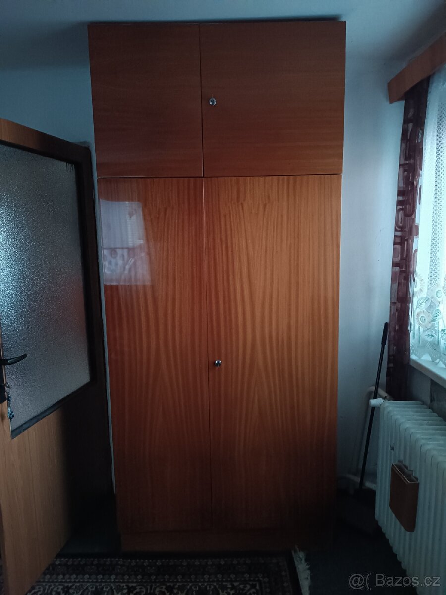 Obývací stěna za odvoz - 3