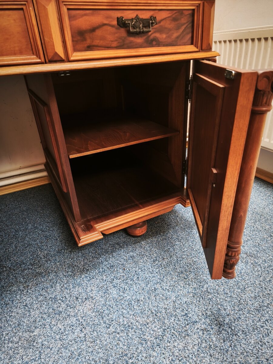 Kancelářský stůl - 3