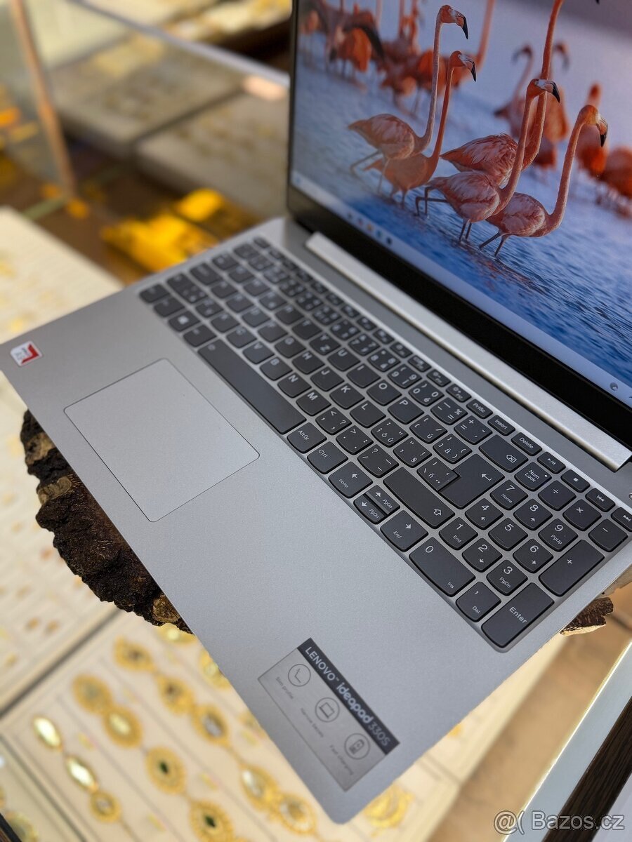 NOTEBOOK LENOVO IDEAPAD 330S - 3