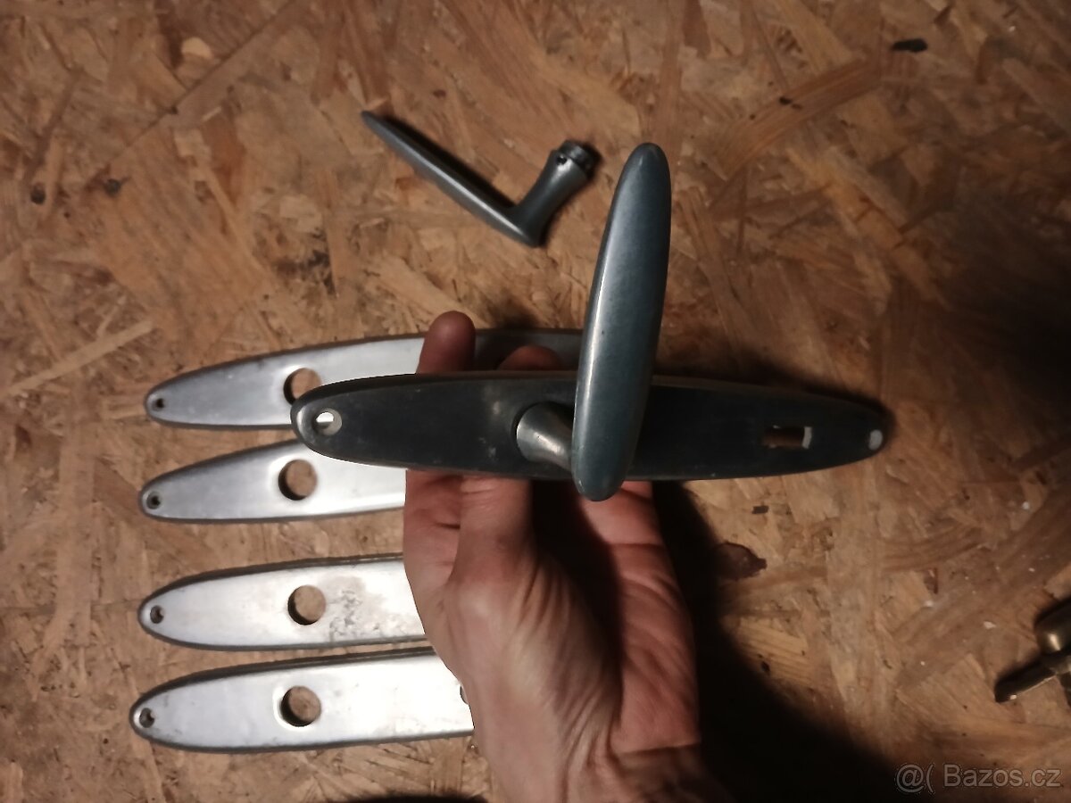 Dveřní kování 30. a 60. Léta - 3