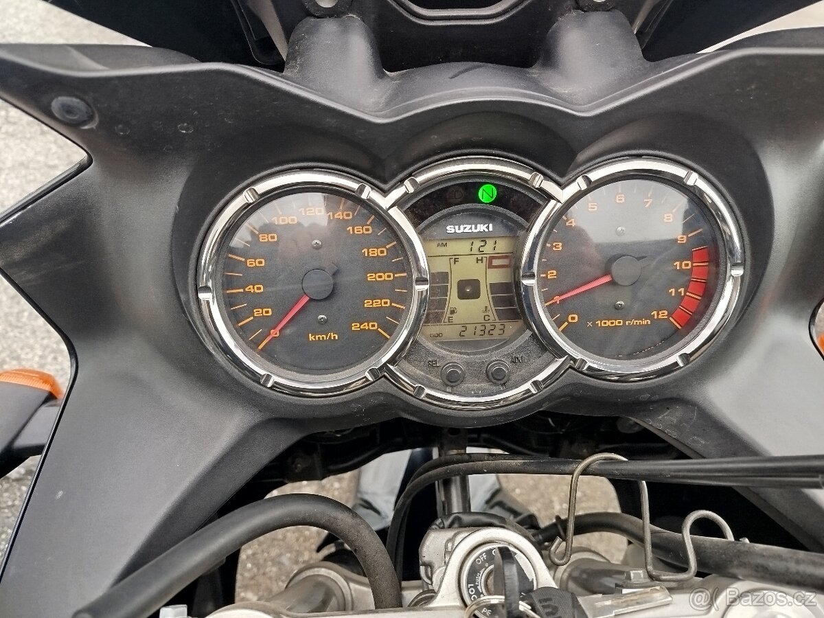 Suzuki DL 1000 V-Strom