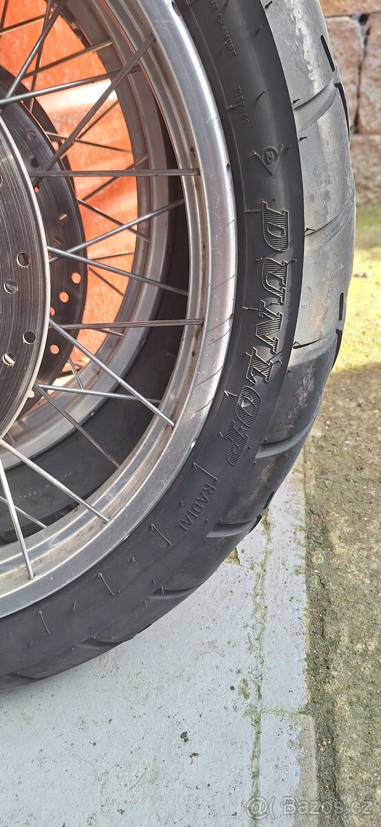 Kola BMW R1150GS