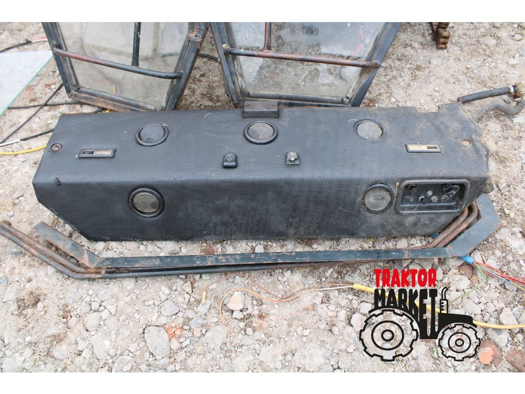 Zetor 8111-16145 kabina rám, dveře, střecha, panel - 3