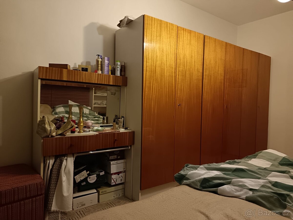 Nábytek do ložnice z 60. let, použitý - 3