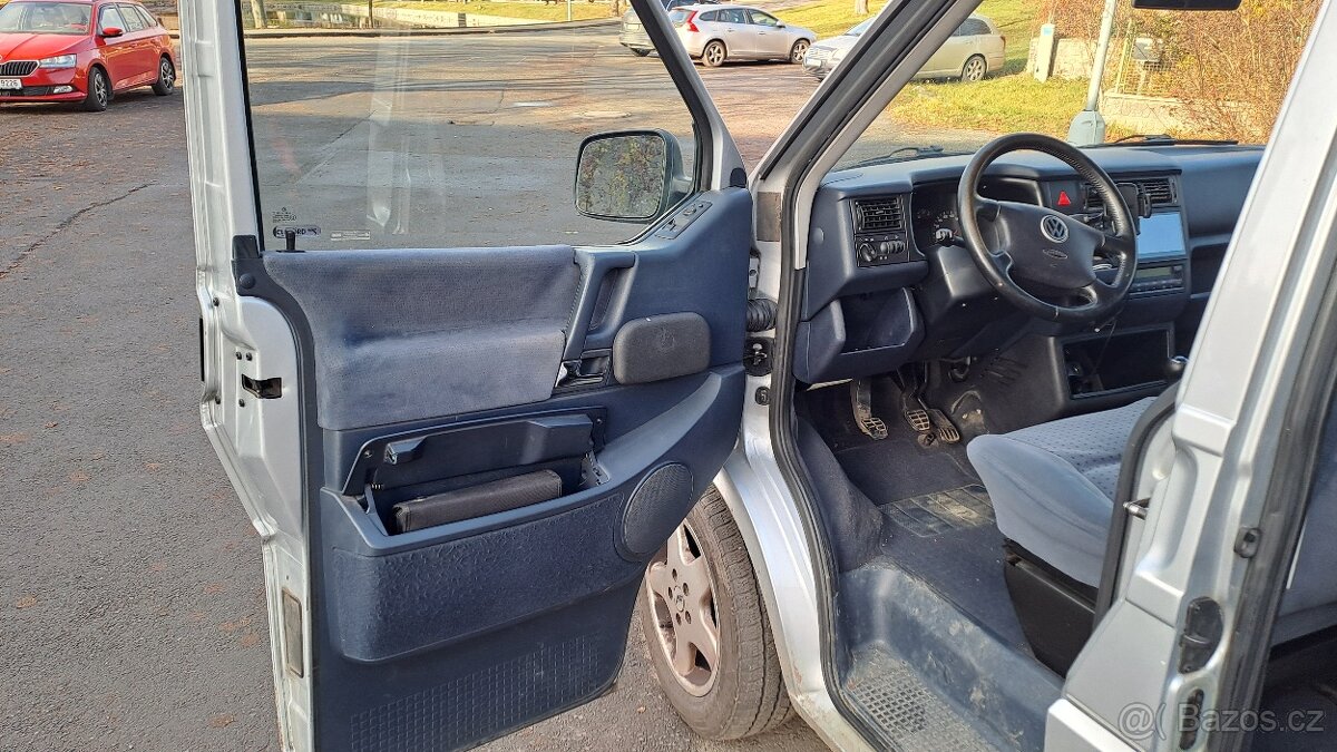 VW T4 Caravelle, 2002, 2,5 111kW - 3
