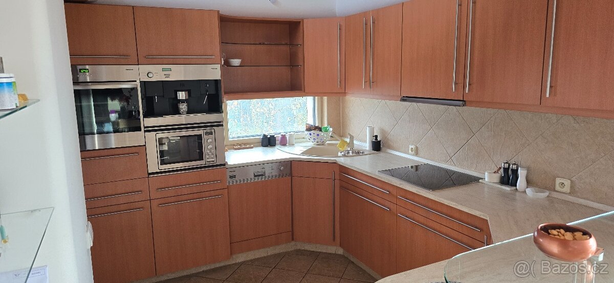 Prodám kuchyňskou linku 310+465+332cm - 3