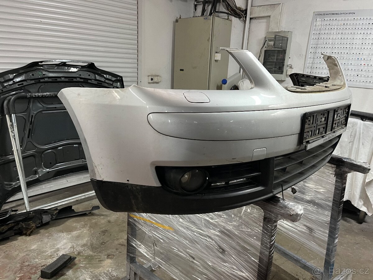 Vw Touran přední zadní nárazník LA7W stříbrný maska - 3