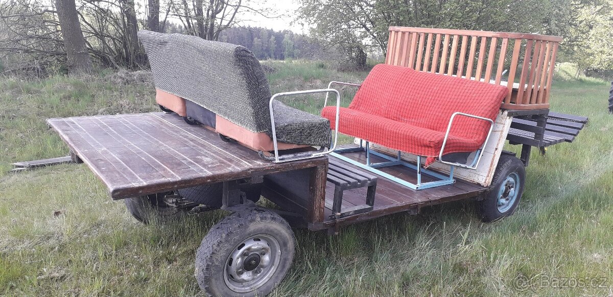 Vůz za traktůrek nebo za koně. - 3