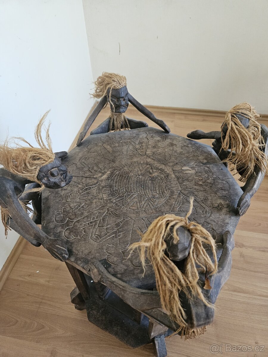 Etno dřevěný stolek, držák na CD - 3