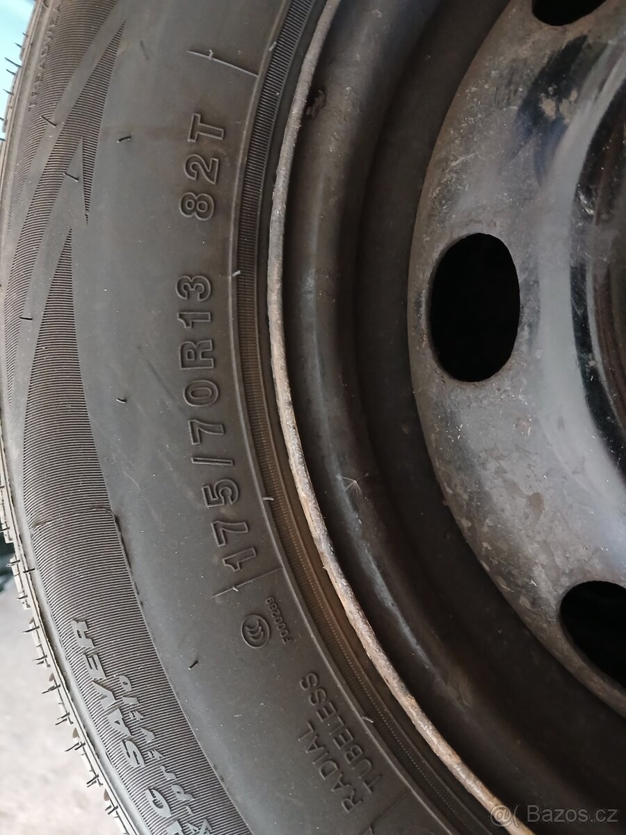 Celoroční pneu 175/70R13 - 3