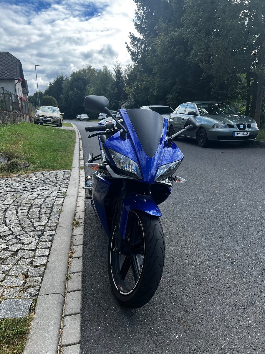 Prodám svojí Yamahu yzf-r125 2010 - 3