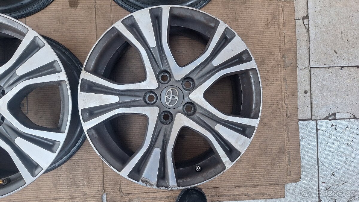 Alu kola Toyota 17" 5x114,3 7J ET39 Rav4 - 3