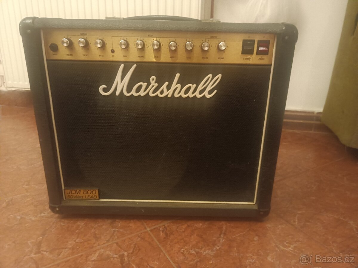 Marshall JCM 800 - 3