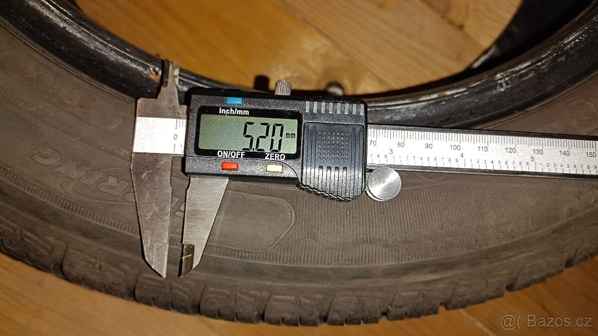 Prodám 4x letní pneu a 3x ocelový disk Citroën C1 - 3