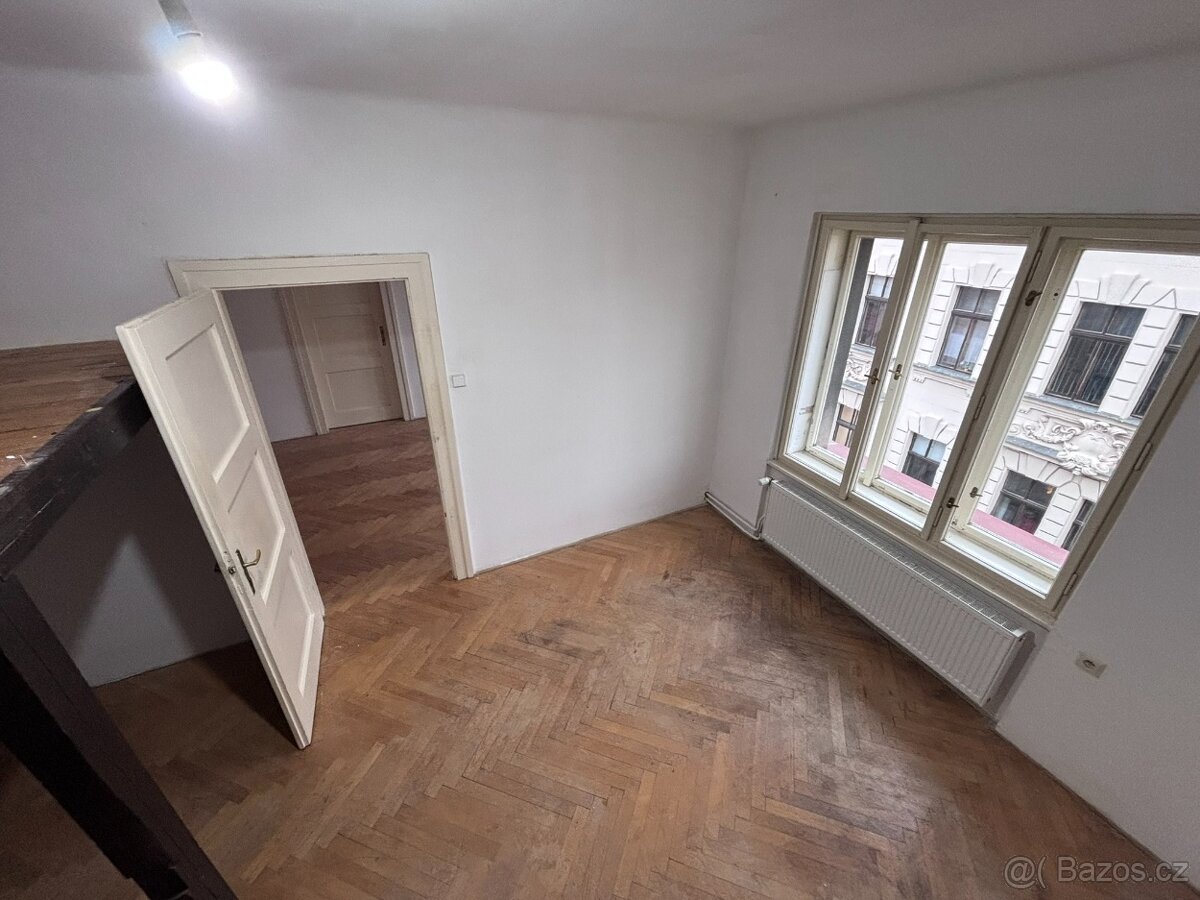 Plzeň-centrum, prodej podílu na činžovním domě - 3