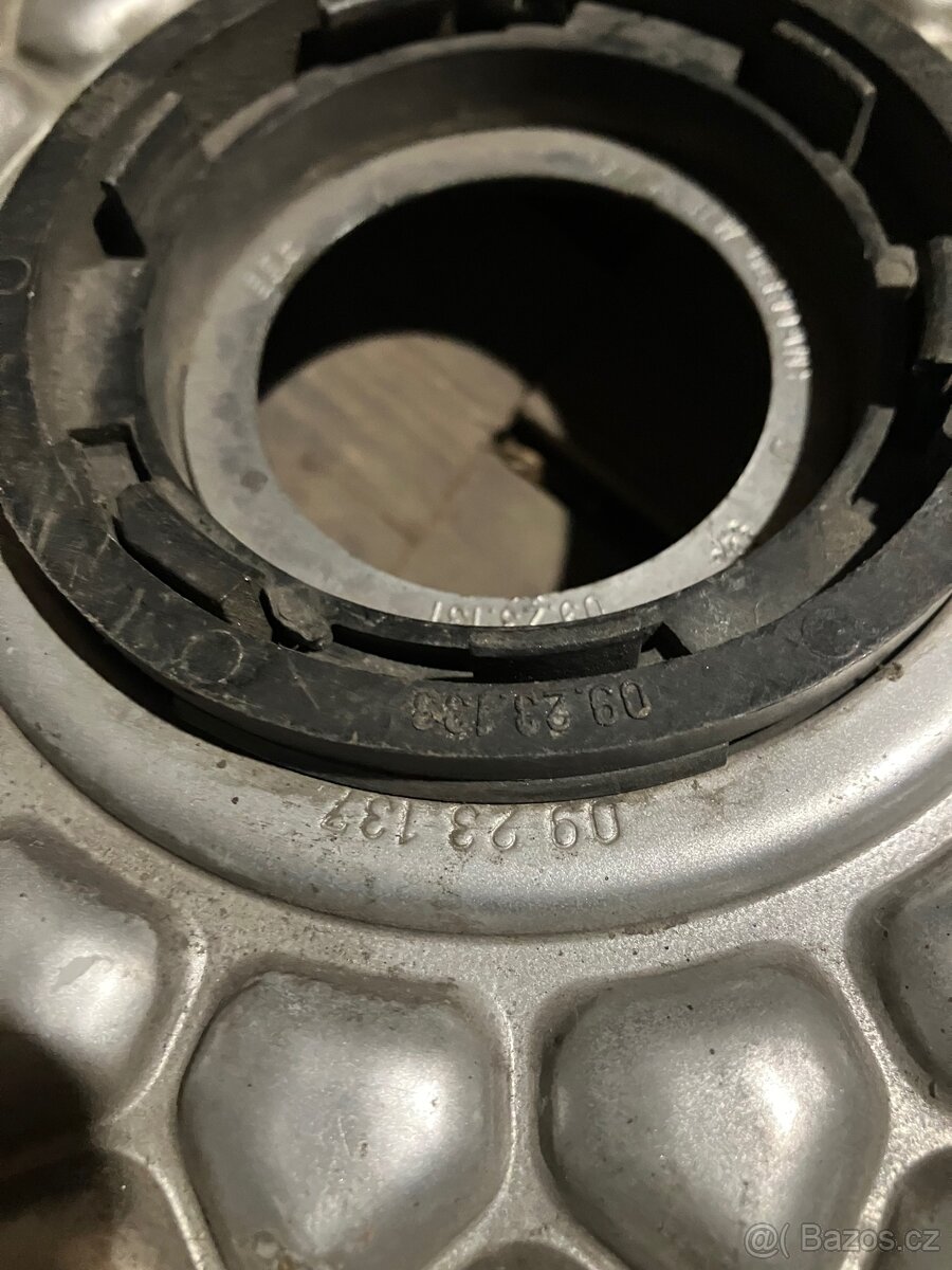 Prodám originální pokličky na alu kola BBS - 3