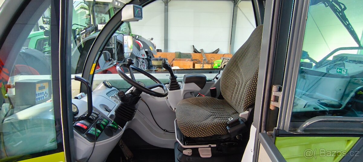 Claas Scorpion 9040 - 3