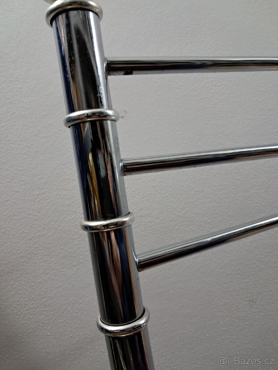 Stojan na ručníky - 3