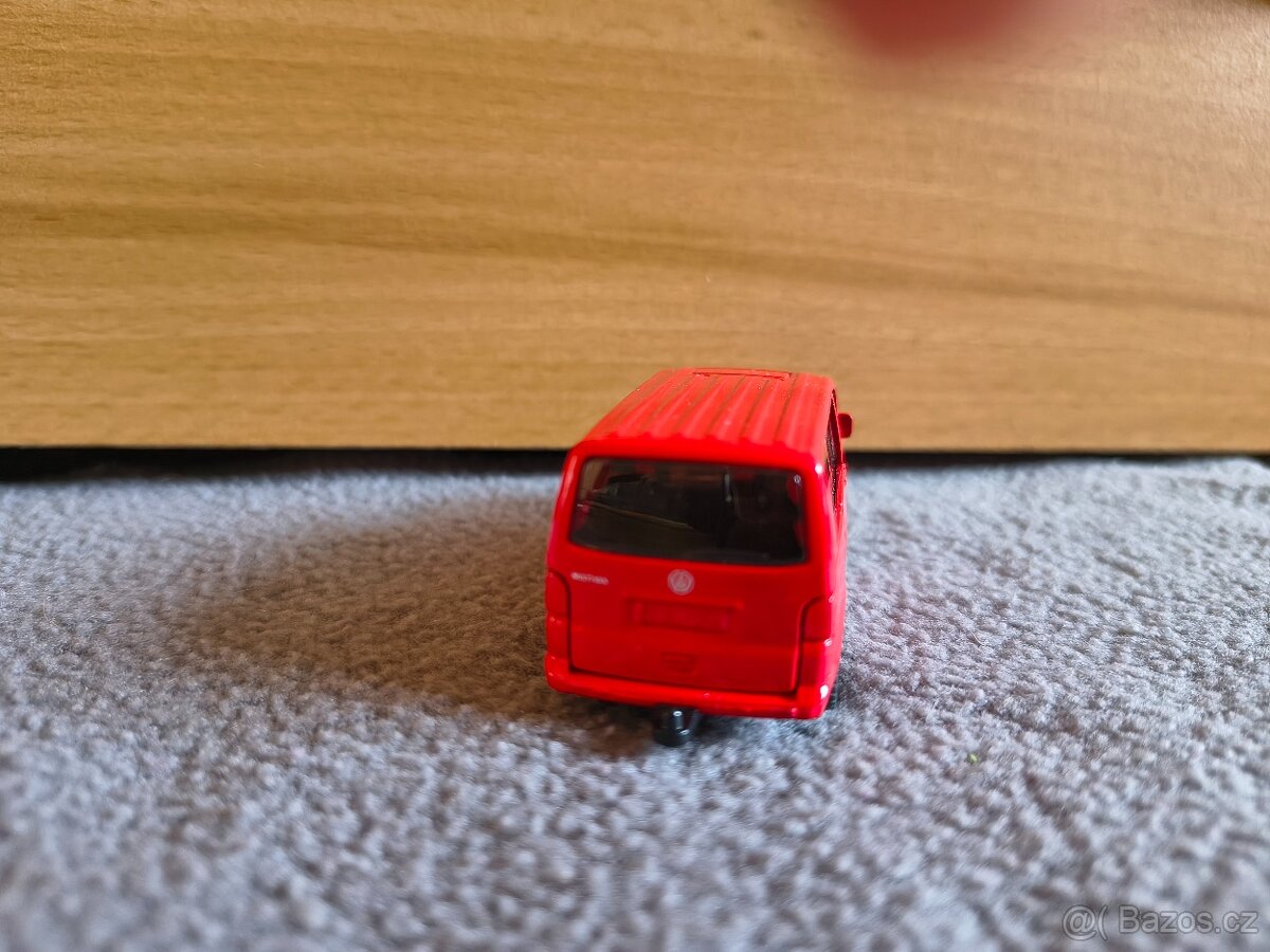 Siku 1070 VW Multivan - 3