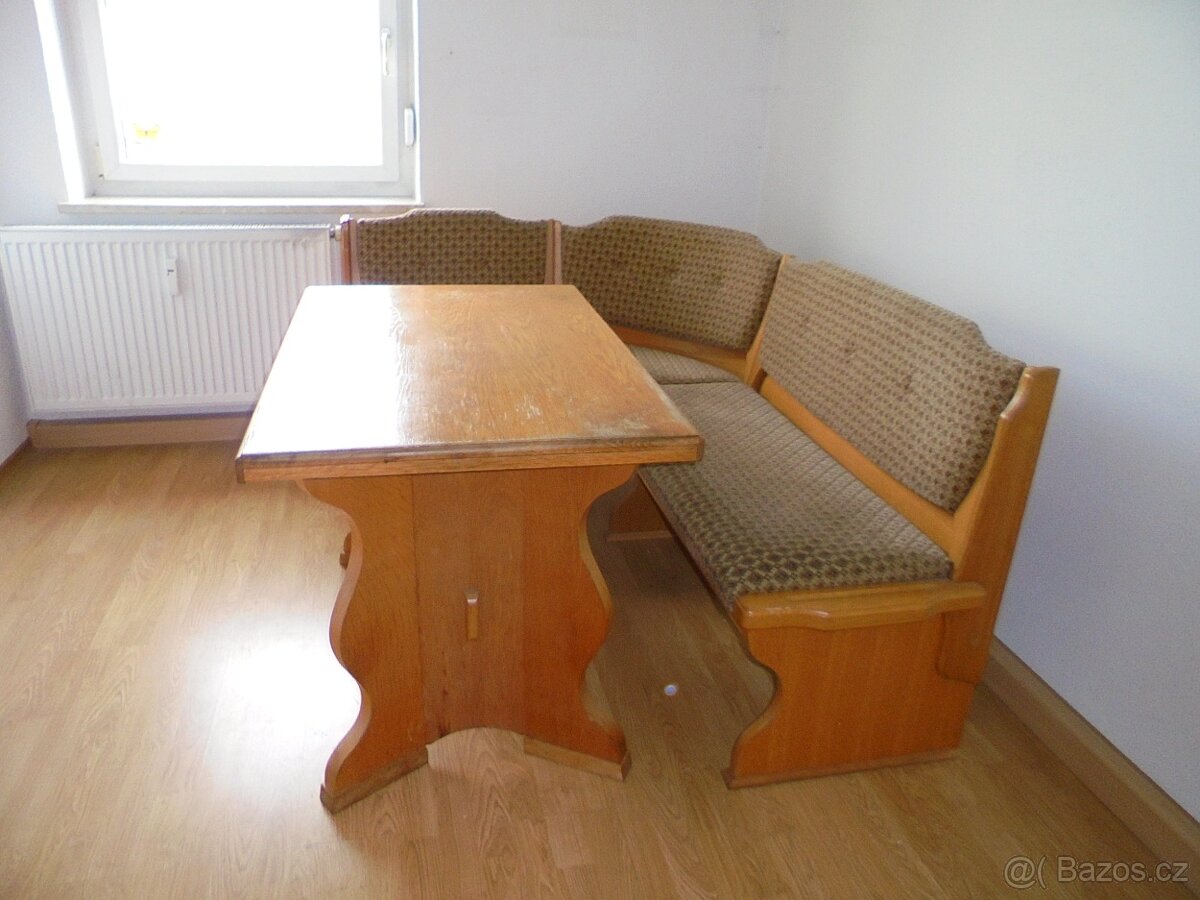 kuchyňská rohová lavice +rozkládací jídelní stul - 3
