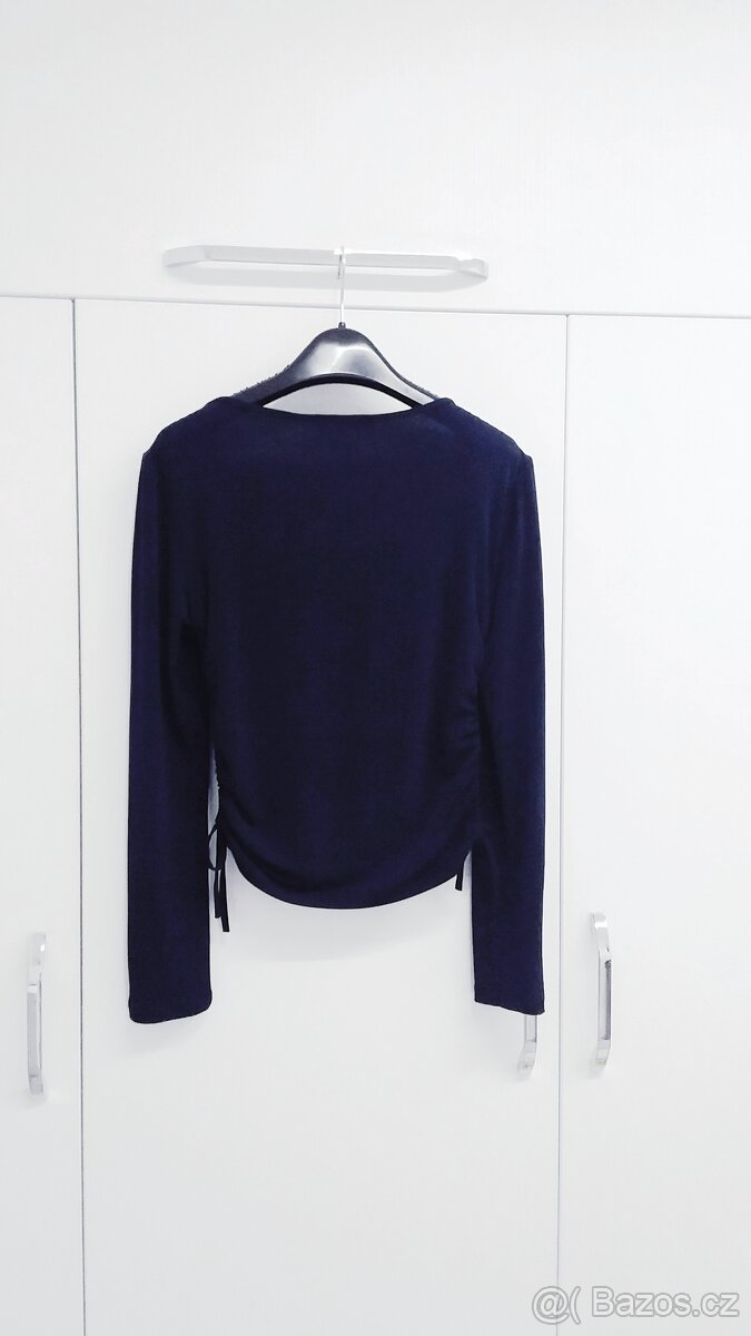 Tmavě modré tričko vel. S zn. TRENDY OL - 3