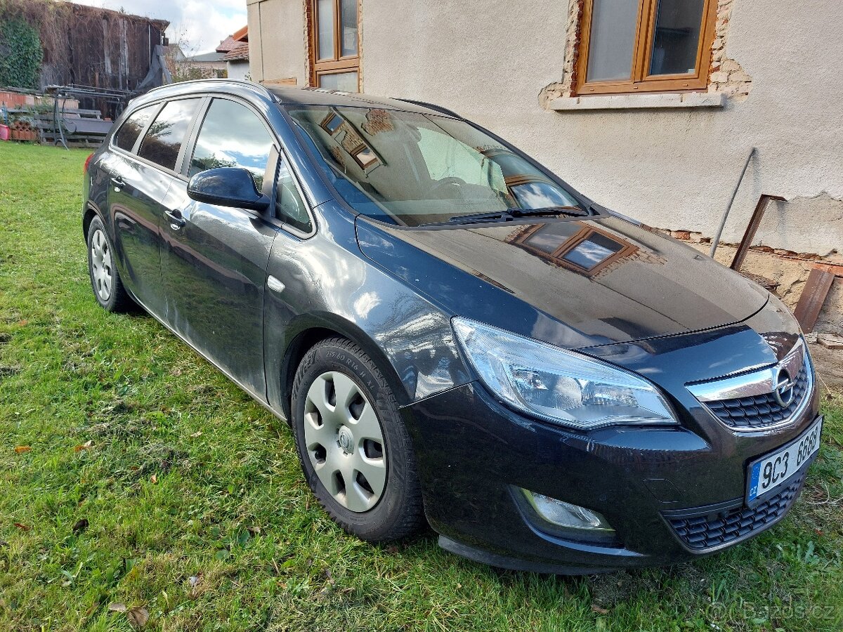 Opel Astra J - 3