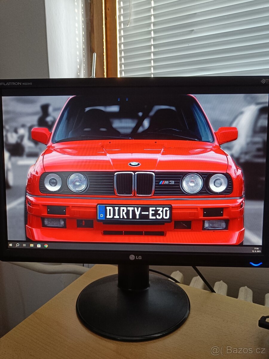 22" širokoúhlý monitor LG Flatron W2234S - 3