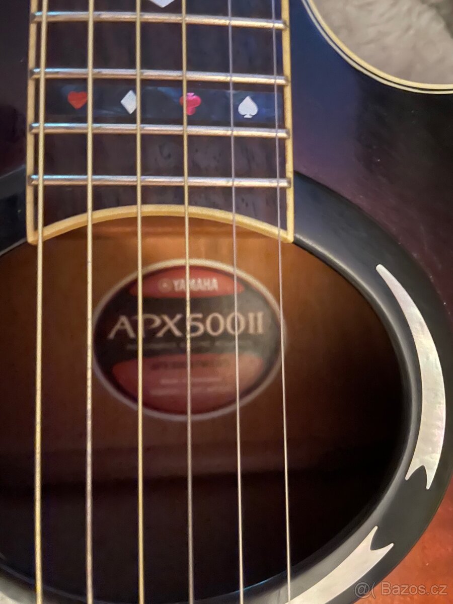 Elektroakustická kytara Yamaha apx - 3