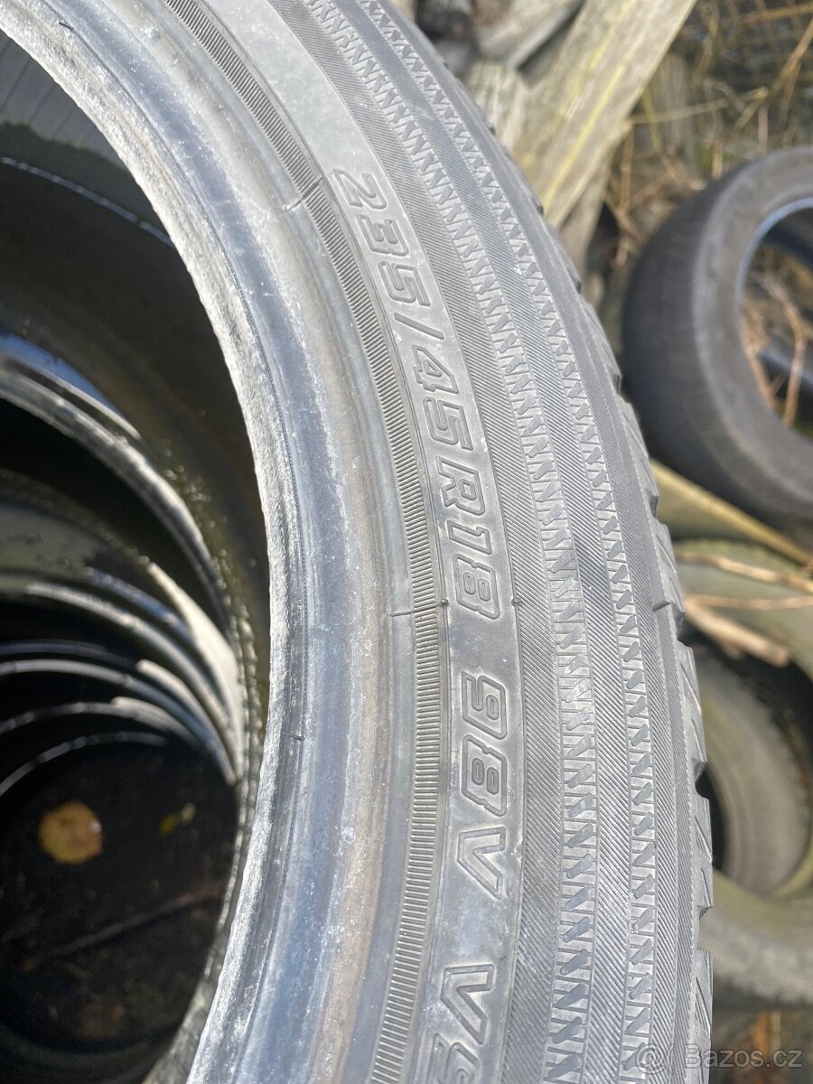 YOKOHAMA 235/45 R18 2KS ZIMA - 3