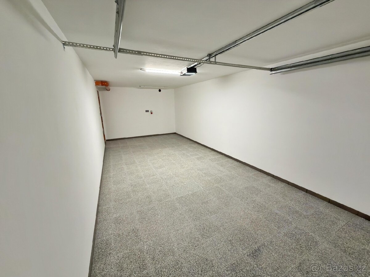 Pronájem garáže - 3