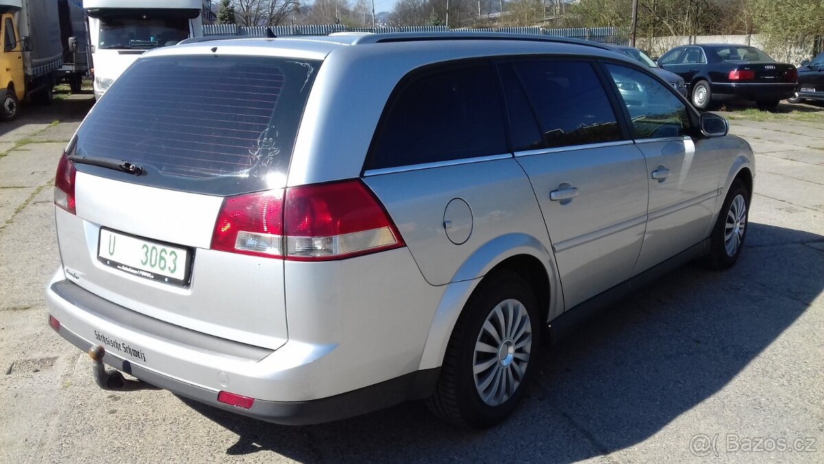 Opel Vectra caravan 2,0 DTI 92 kw 2004 kůže tažné zař. klima - 3