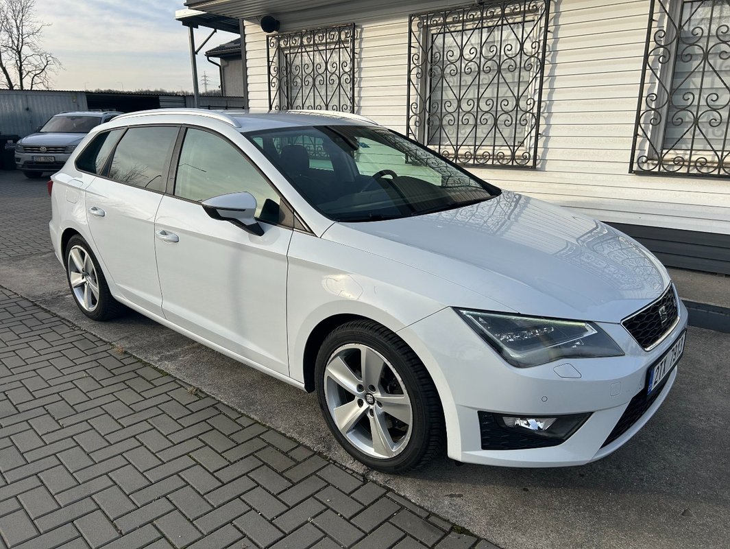 Seat Leon FR 1.4 TSI 110kw 2016 - REZERVACE - 3