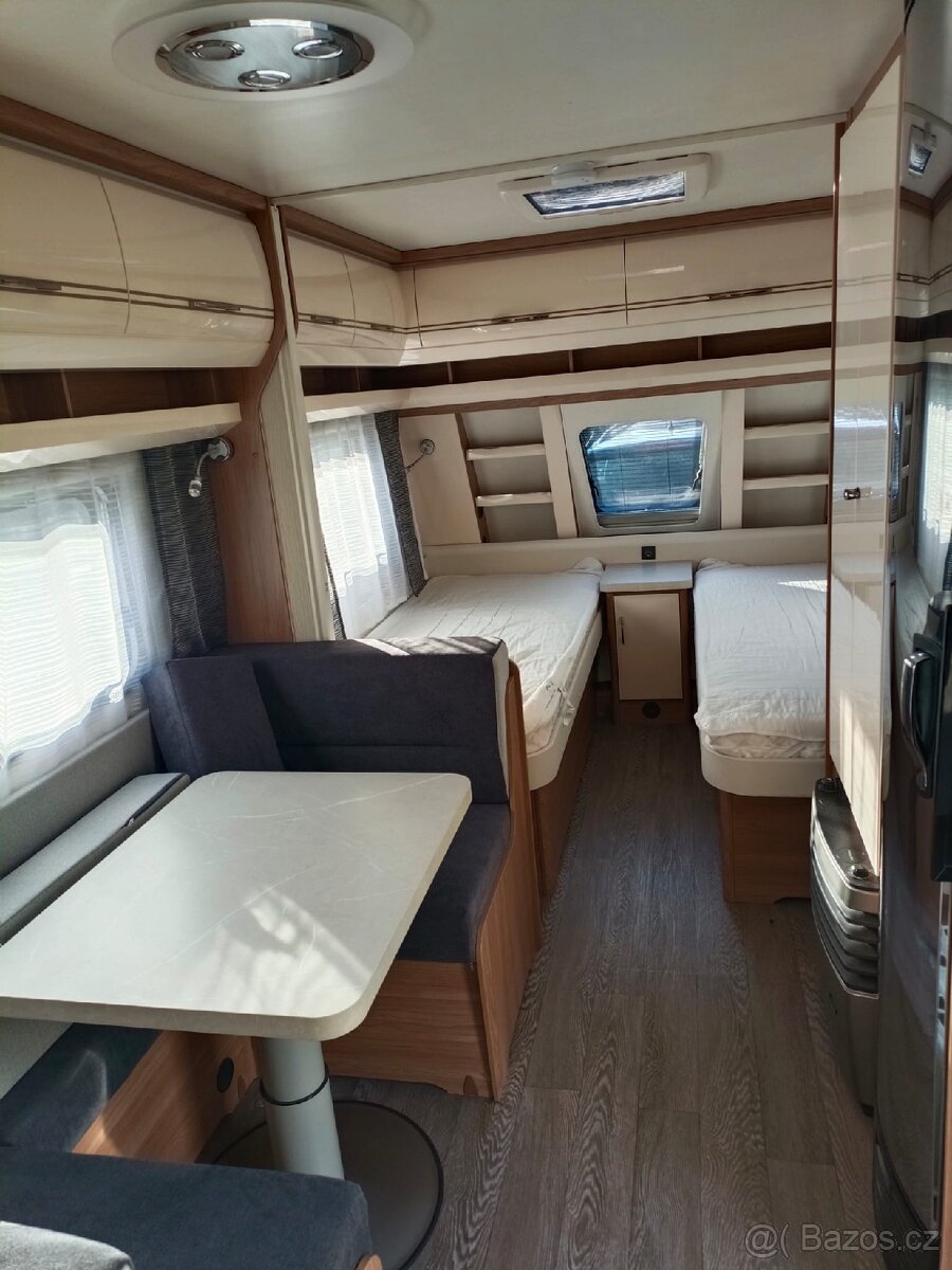 Karavan Hobby 460 rok 2021 - 3