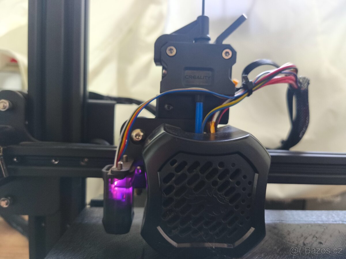 Creality Ender 3v2 Upgrade 3D tiskárna - 3