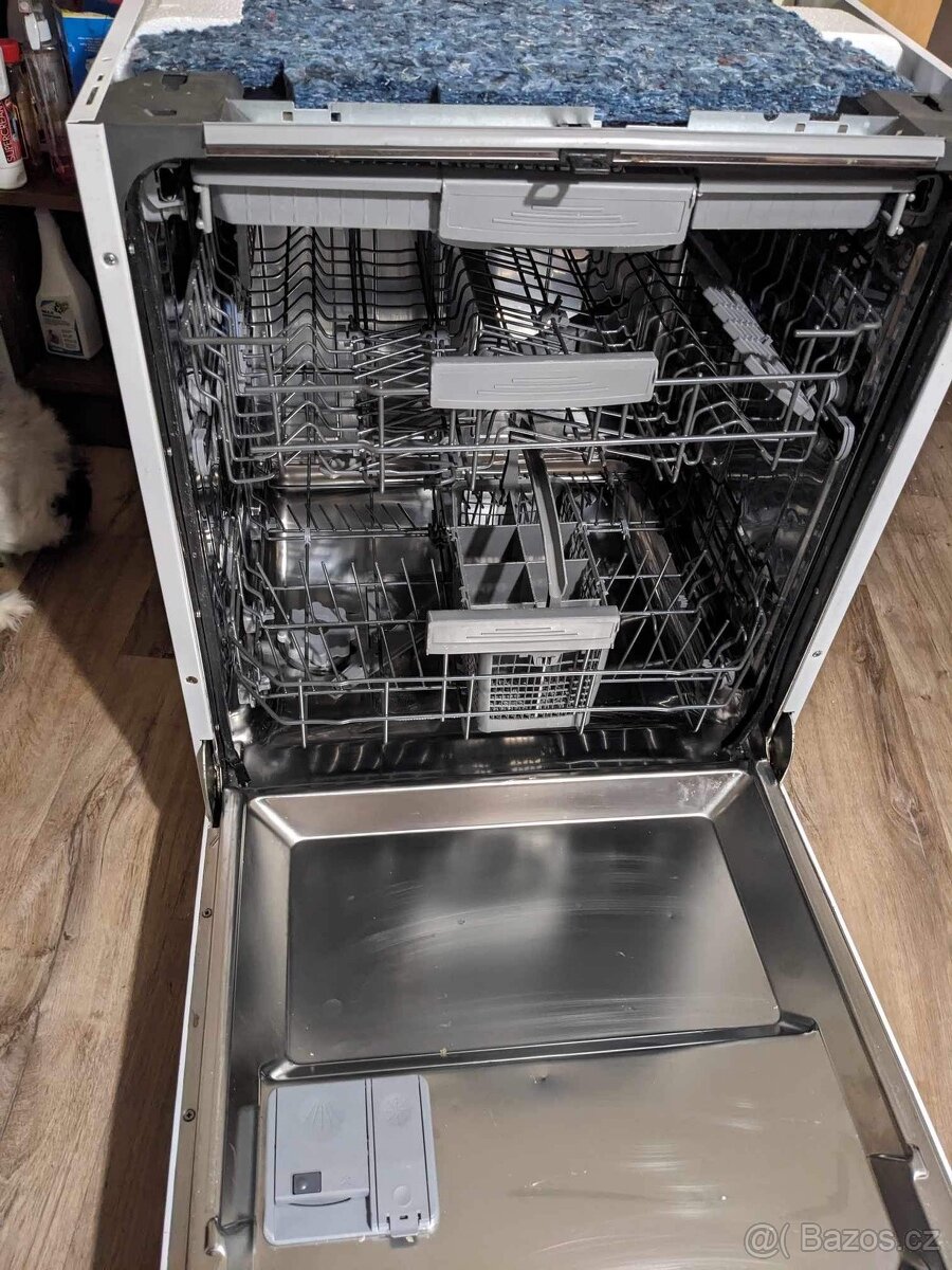 Vestavná myčka Romo - 3