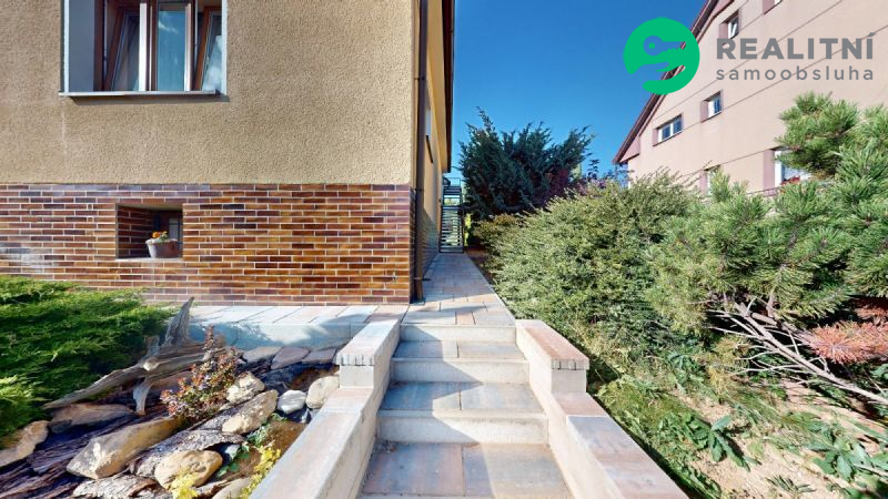 Komfortní a vzdušný byt 3+1 s terasou, 118 m2 - 3