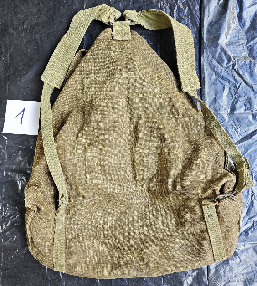 Staré trampské batohy a somradlo 1 - 3