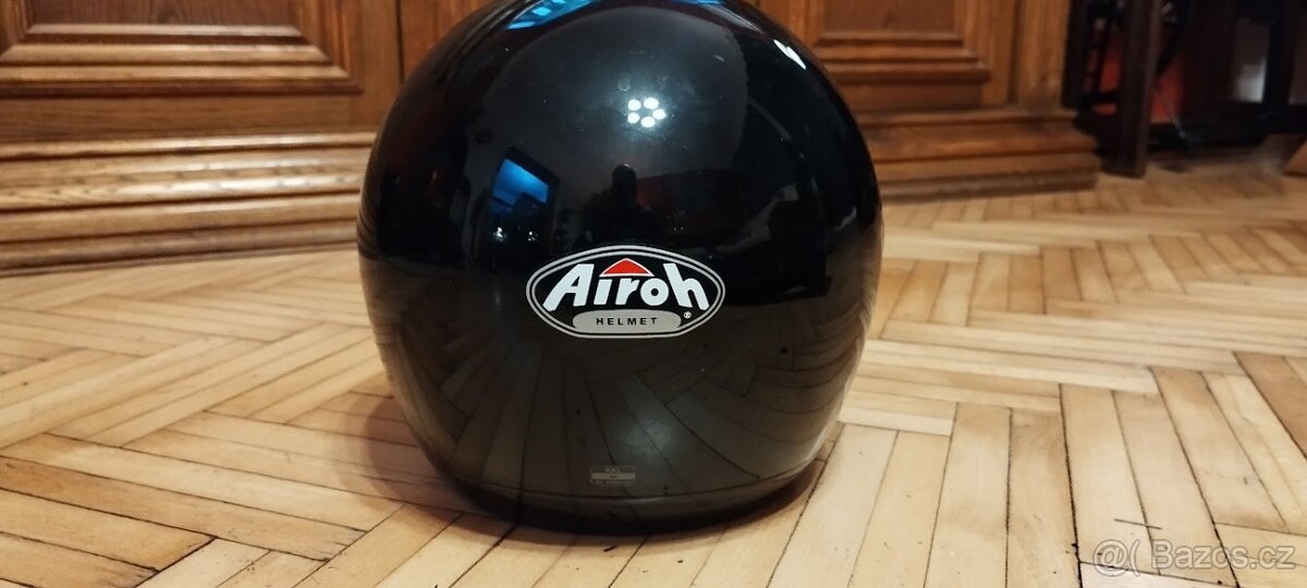 Přilba Airoh vel.XXL 63 jak nová - 3