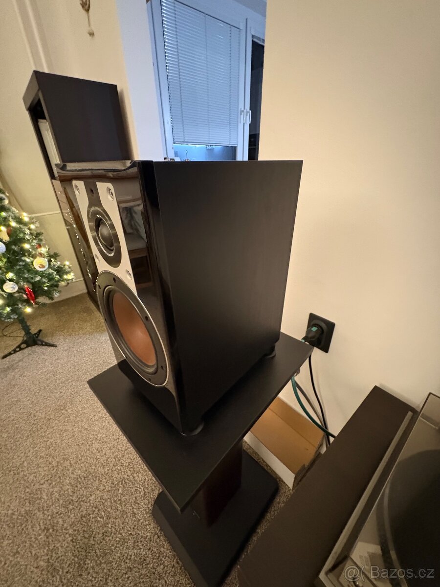 Dali Opticon 2 + stojany + antirezonanční podložky - 3