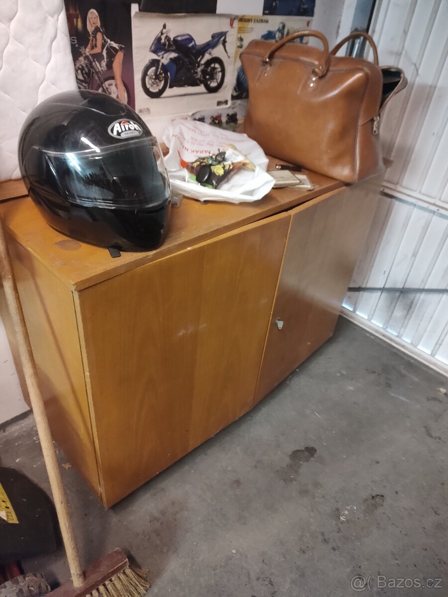 Skříň archív - 3