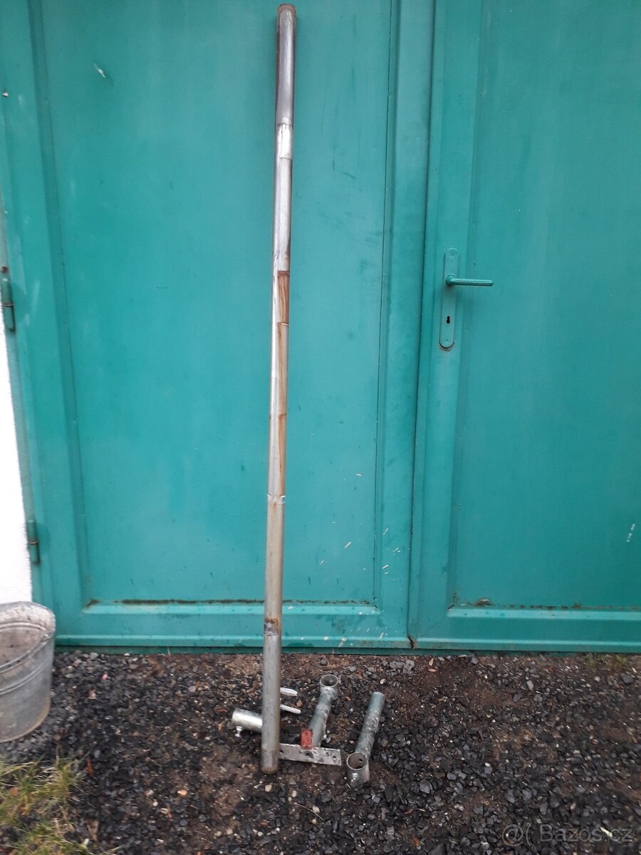 Držák na satelit/anténu - 3