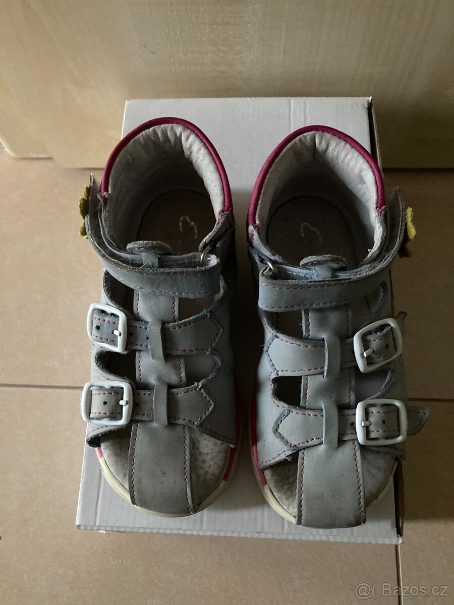 Sandály Essi vel. 25 - 3