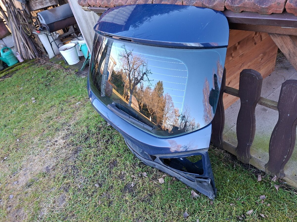 Mondeo kufrové dveře 2011 - 3