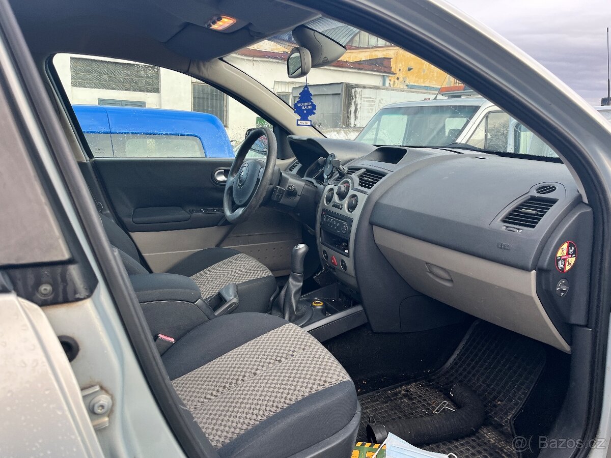 Renault Megane 1.4 72kw - 3