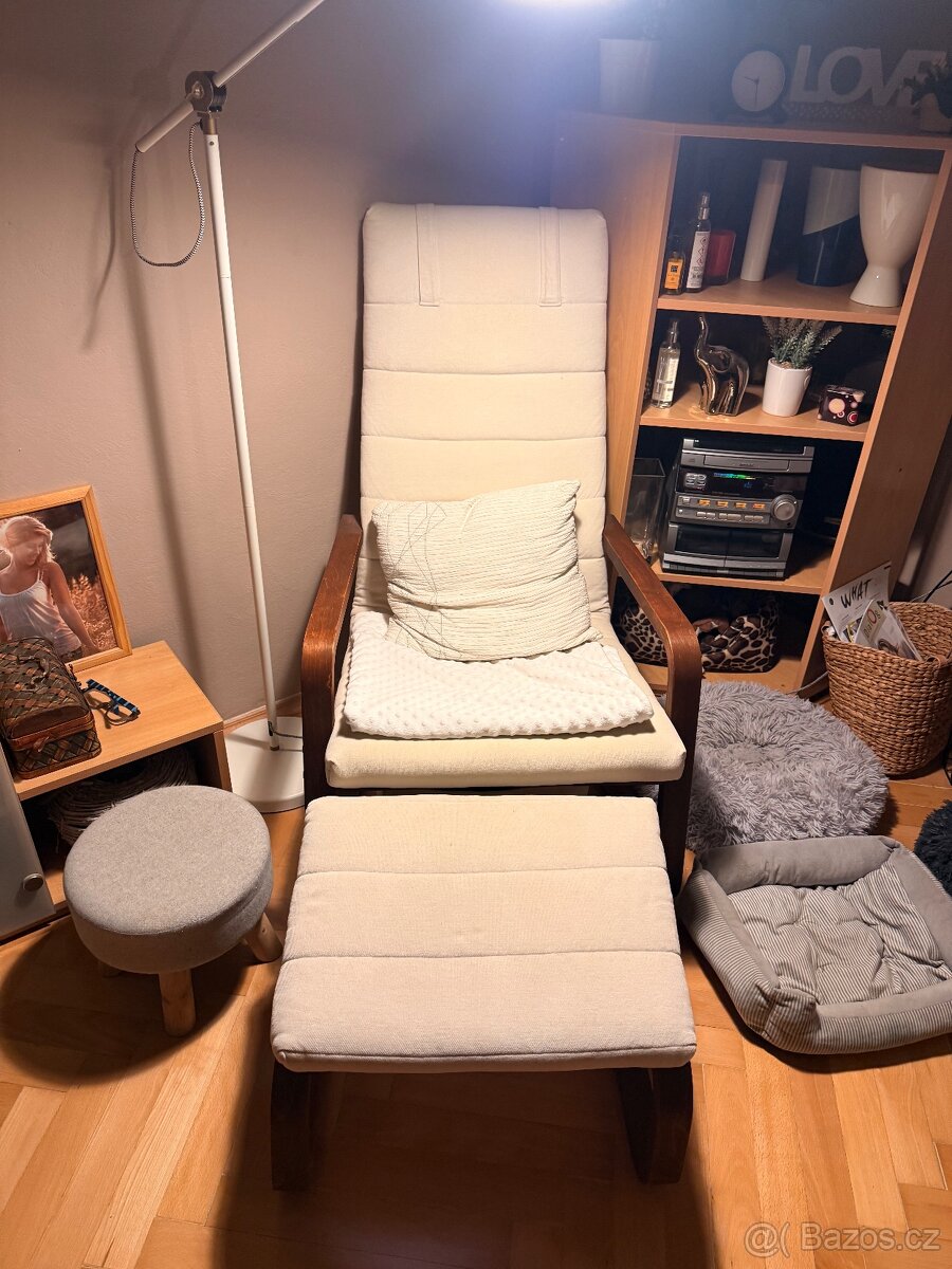 Křeslo a podnožka ikea - 3