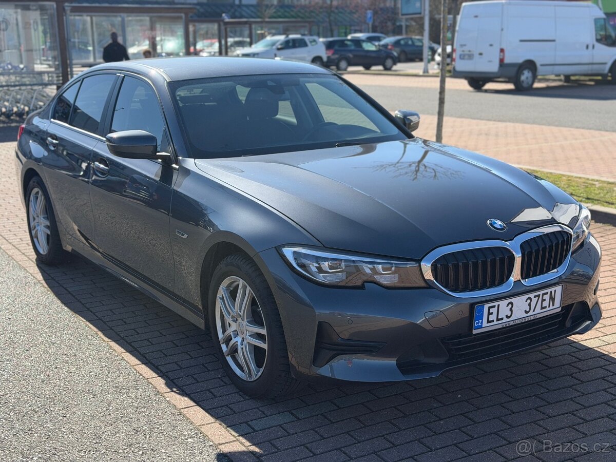 BMW Řada 3, 320e 2,0/120kW - 3